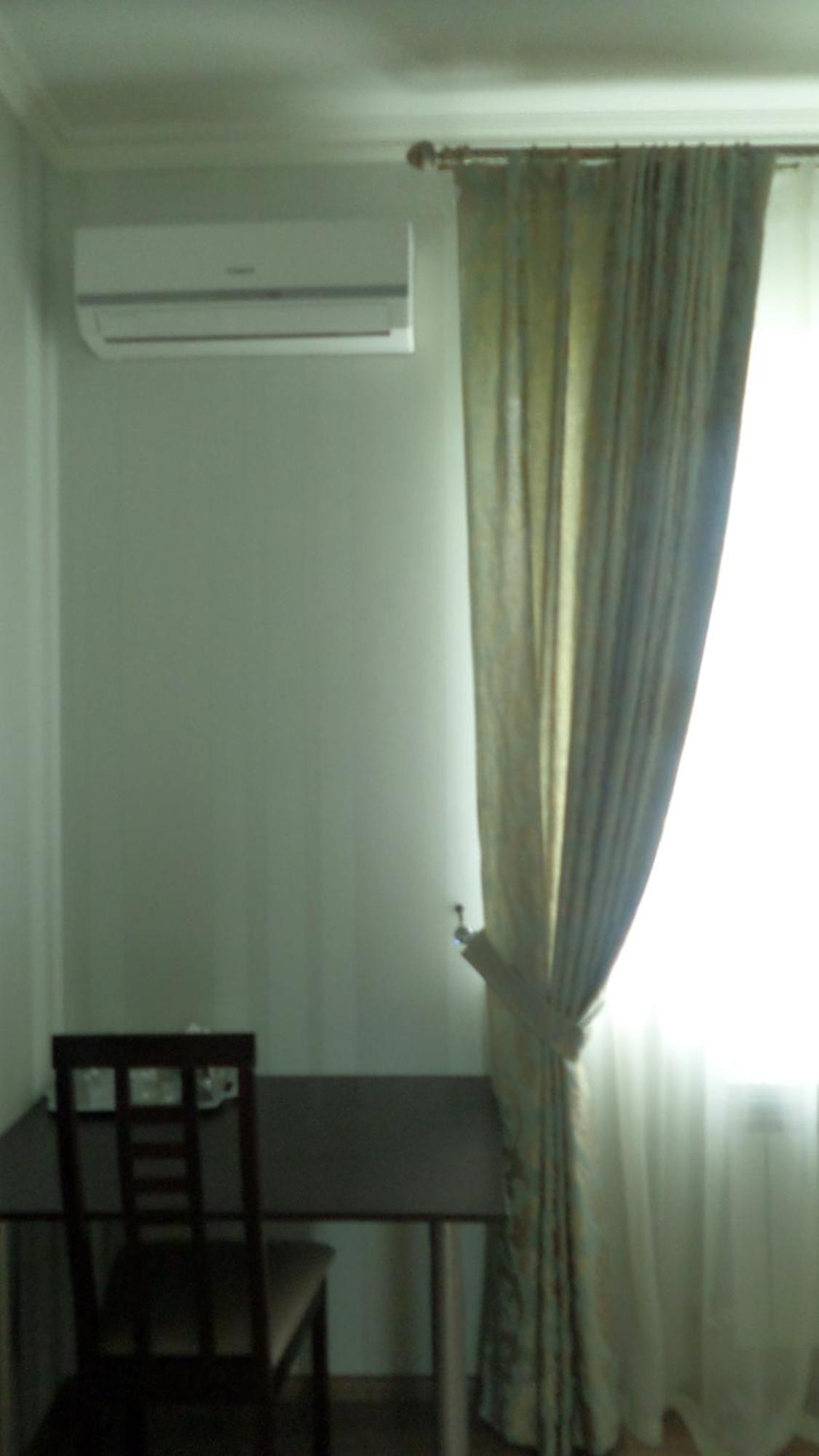 Royal Hotel Kharkiv Ruang foto
