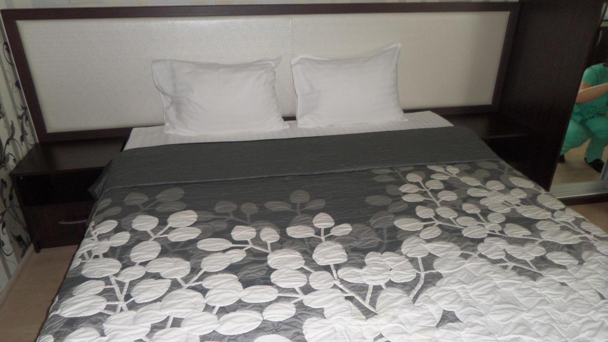 Royal Hotel Kharkiv Ruang foto