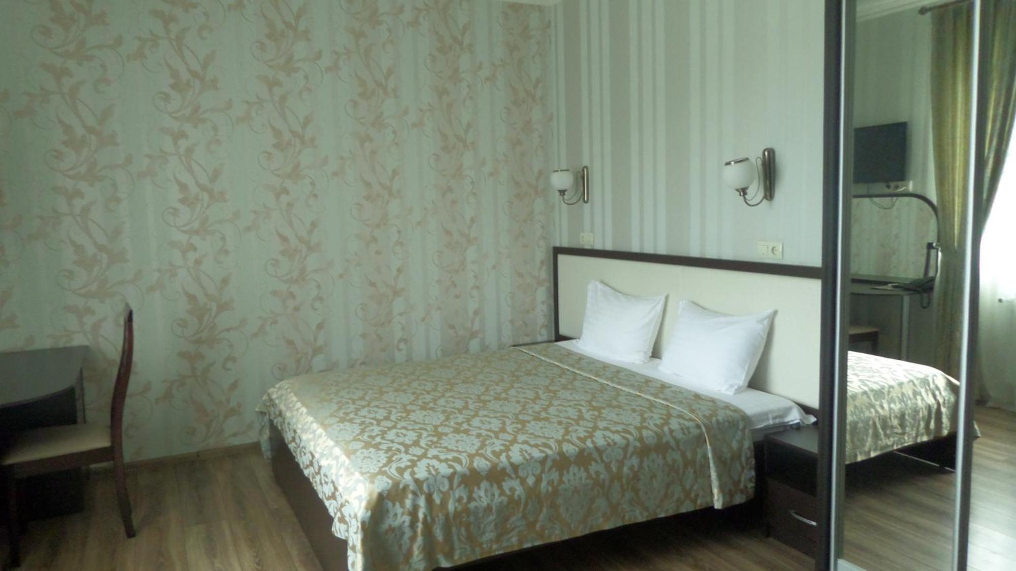 Royal Hotel Kharkiv Ruang foto