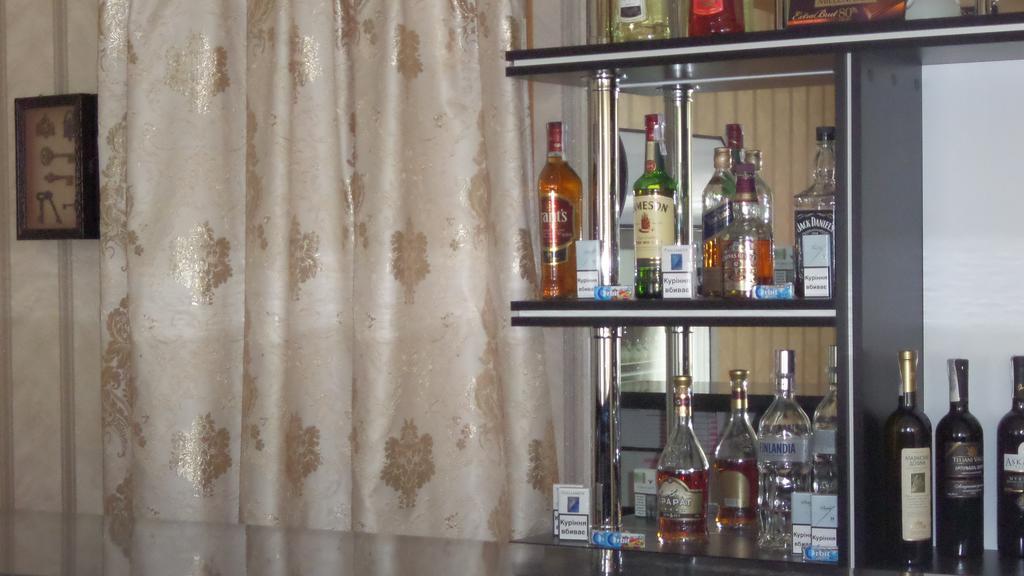 Royal Hotel Kharkiv Bagian luar foto