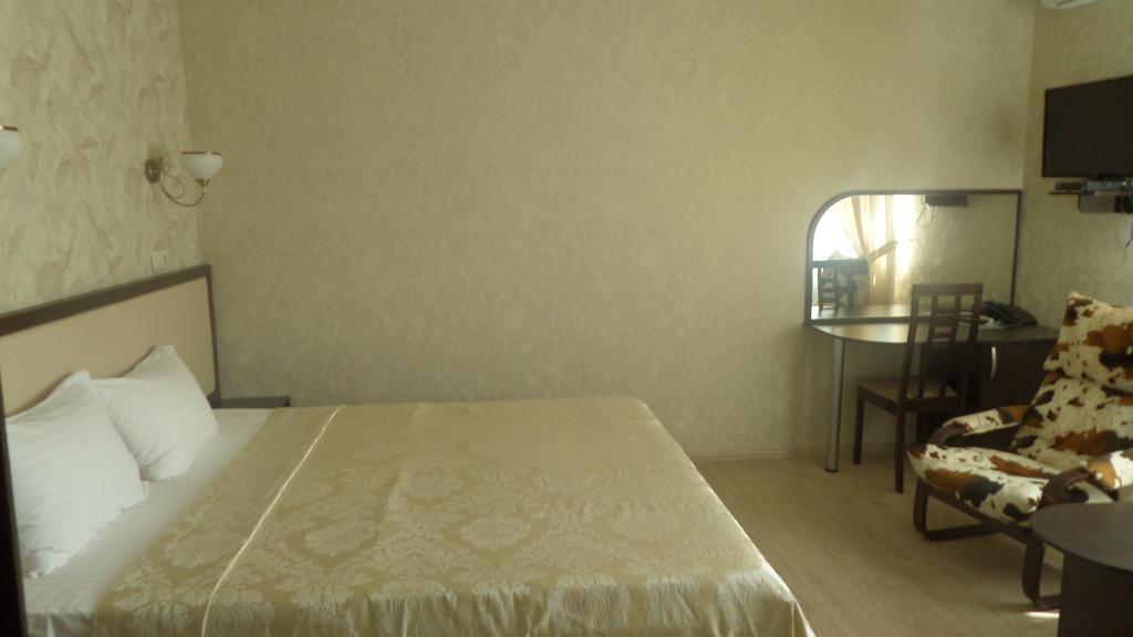 Royal Hotel Kharkiv Ruang foto