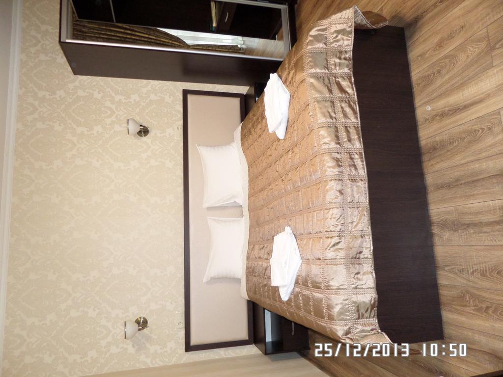 Royal Hotel Kharkiv Ruang foto